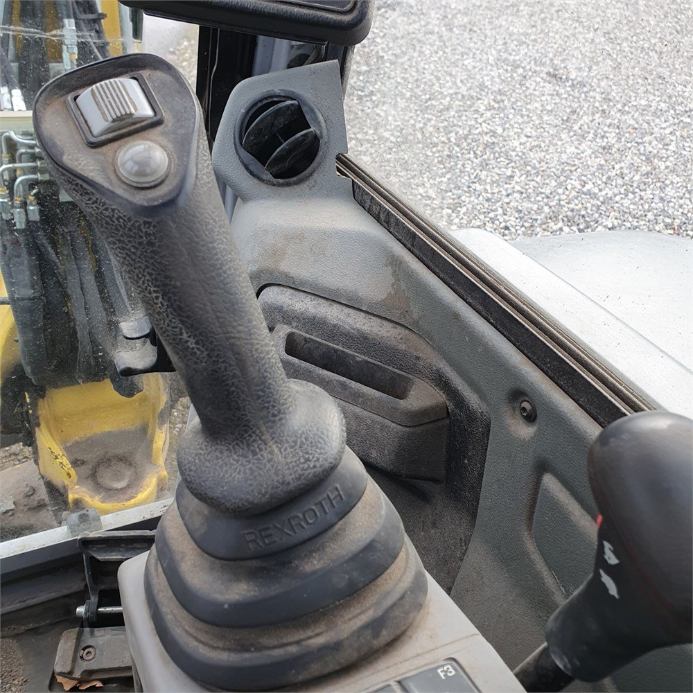 01ad0bf2-cde4-4709-bba8-04b632fa8625_largesize wacker neuson ez36 – 3t8 – 2 650 h – 2019