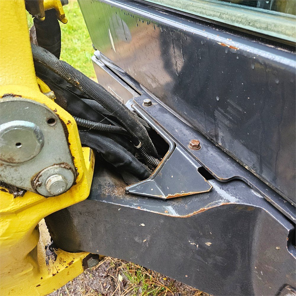 026c5f36-c5ab-455f-b3b0-bb8d195f956e_largesize yanmar sv22 – 2t2 – 1 699 h – 2020