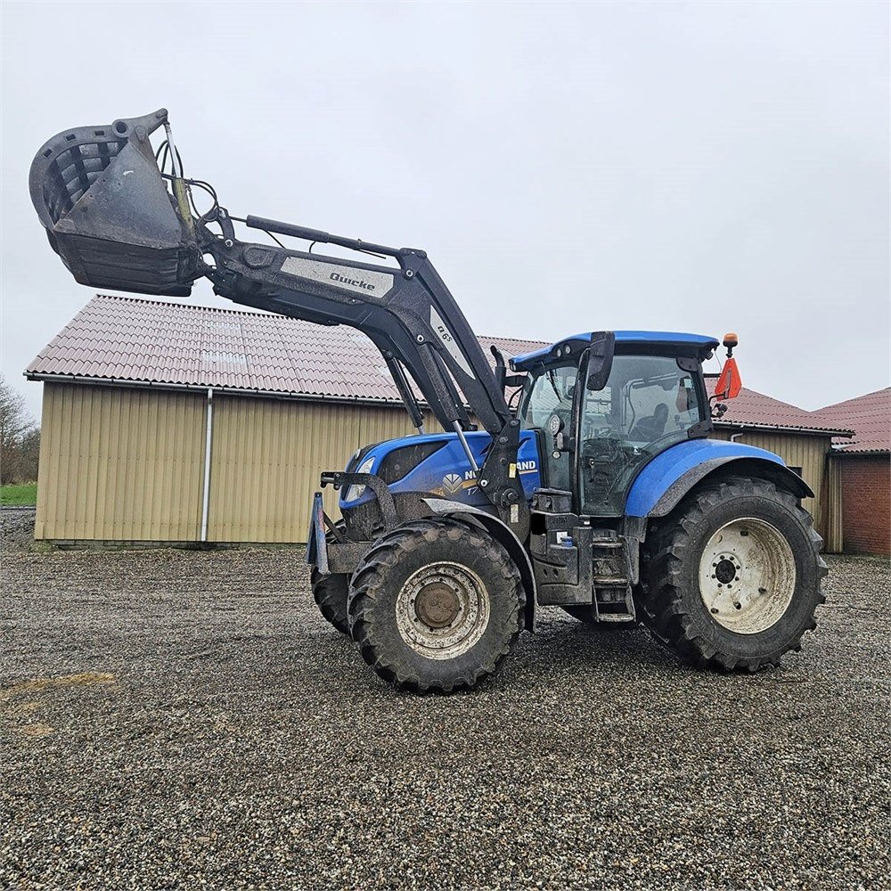 0383adcf-e6a0-4b94-ba9a-34854e6e362e_largesize new holland t7.175 e1 – 155 ch – 2018 – 4 658 h