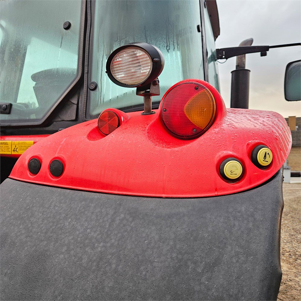 0432e155-7660-4f3e-ba7e-3021c533a34c_largesize massey ferguson 6465 dyna 6 – 120 ch – 8 053 h – 2006