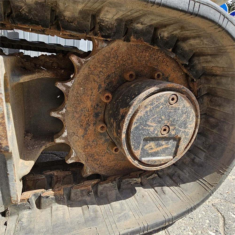 04bfebfa-0a1f-431a-9395-67709212797c_largesize wacker neuson et18 2t 2 583 h 2016