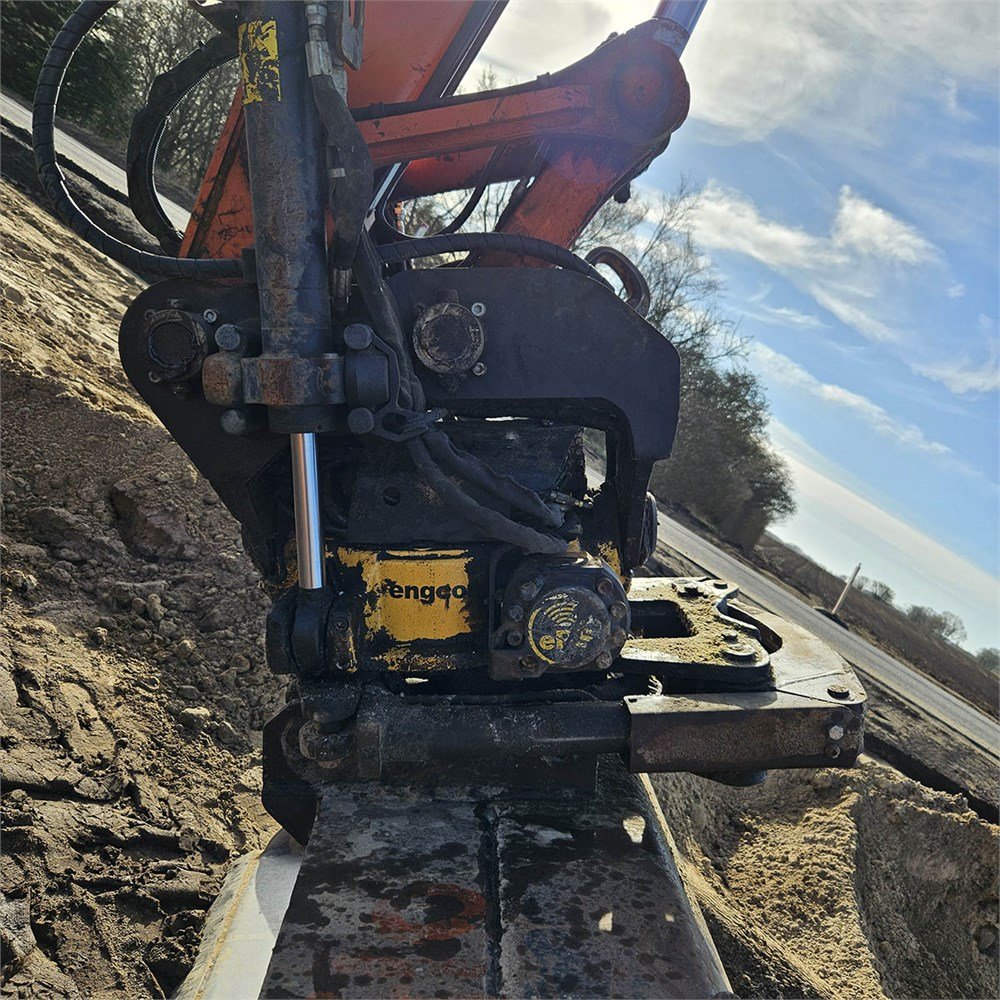 0617f489-dacc-4547-8989-776eabec2fbb_largesize hitachi zx85usb 6 8t6 3 141 h 2020