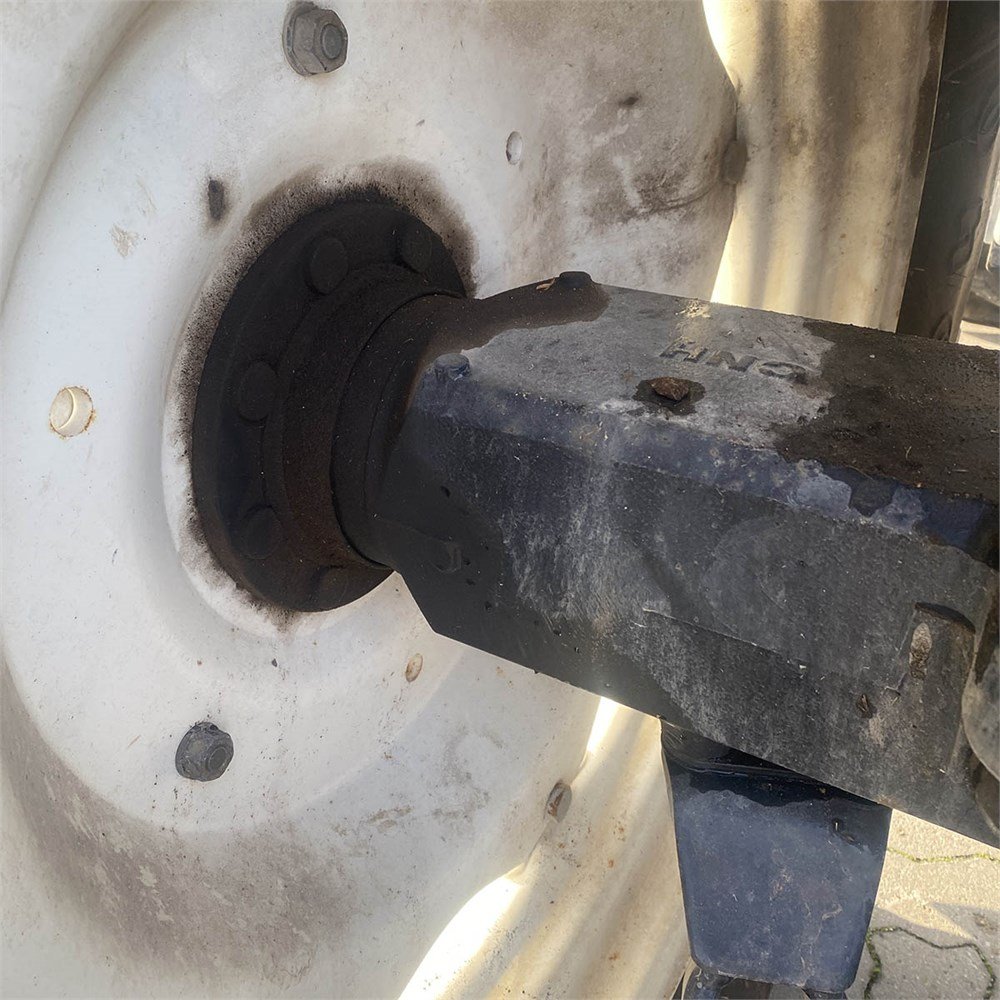 06678c51-558e-4bdb-8256-653b5025f195_largesize new holland t 5070 – 115 ch – 2010 – 273 h