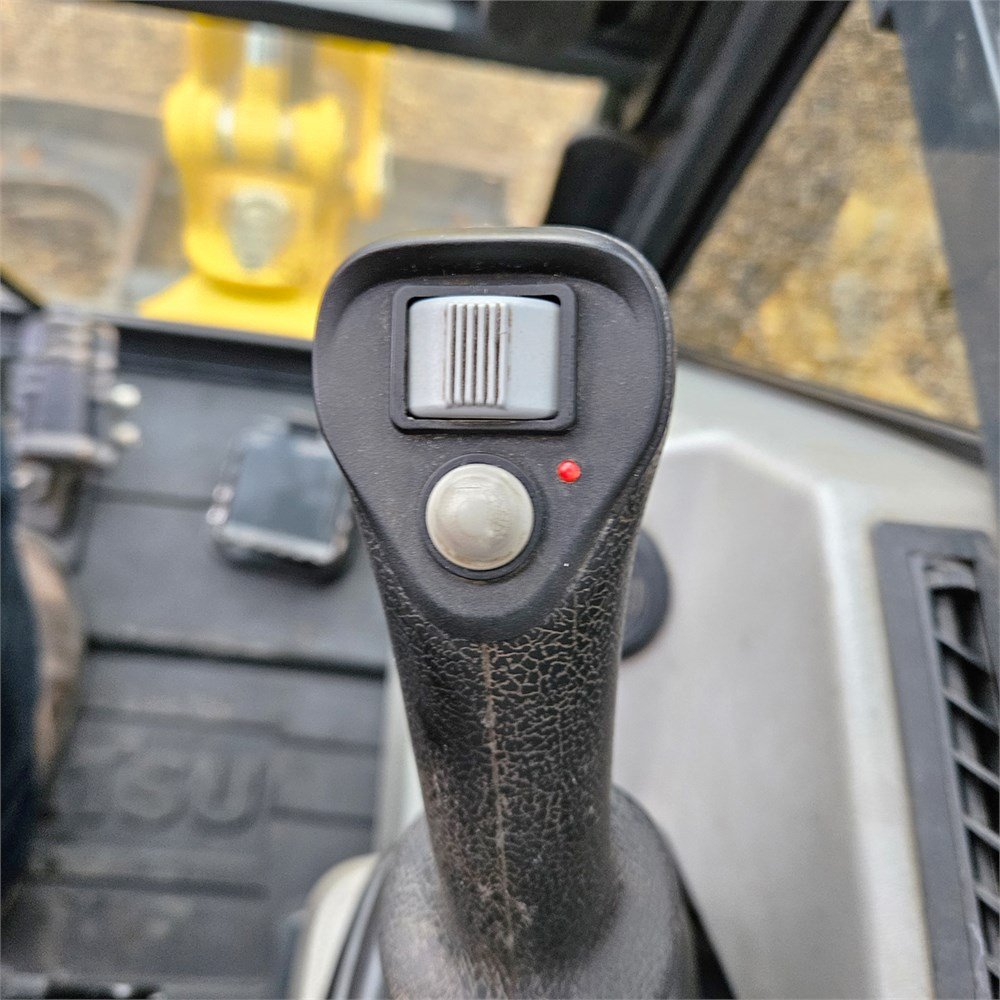 07f3967c-2967-44c6-931b-181985e81020_largesize komatsu pc20r 5 2t 1 169 h 2022