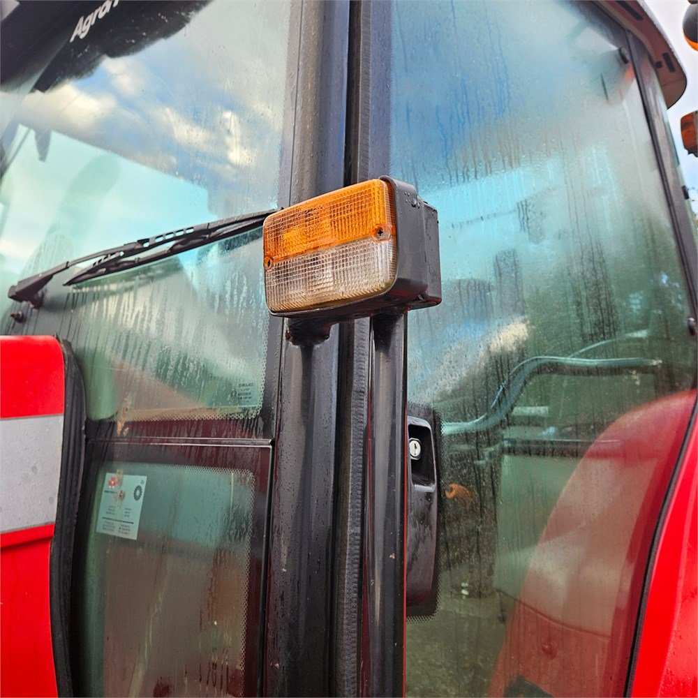 09fafbcd-29a6-4d44-8e5c-d7cc3c9a8002_largesize massey ferguson 5465 – 109 ch – 5 715 h – 2005