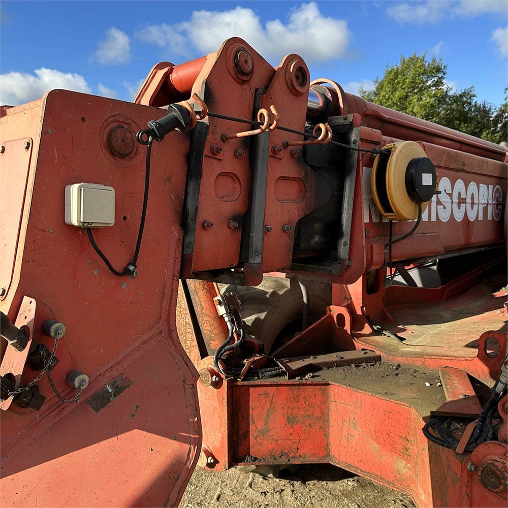 09fb13ea-5a6c-49fa-bd5b-d7403ebbbe73_largesize manitou mt 1740 – 17 m – 6 407 h – 2004