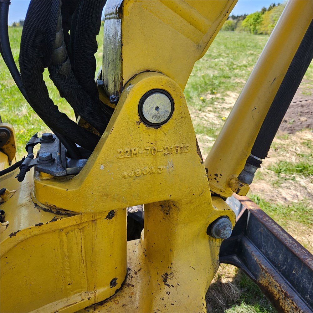 0abb1dd7-7074-45ee-abdd-af98773aa2b1_largesize komatsu pc55mr 3 – 5t5 – 4 810 h – 2011