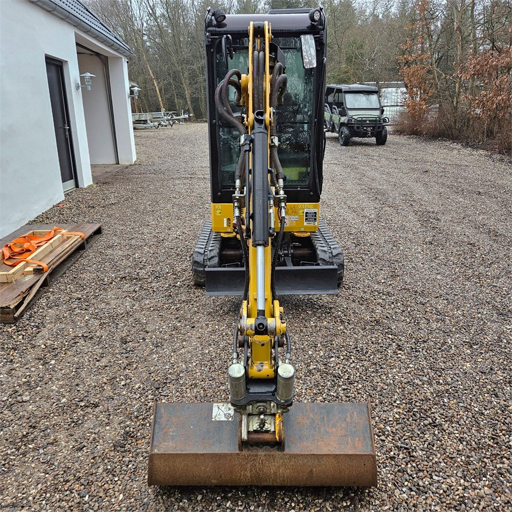 0b215b1f-39ea-4a6f-a42c-c01b48836d4a_largesize caterpillar 301.6 – 2t – 2 895 h – 2019