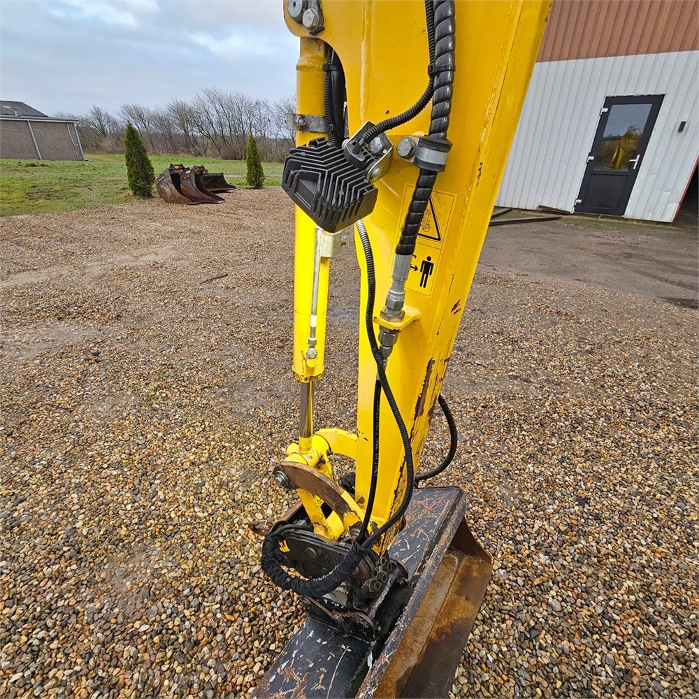 17ddfca1-001a-45f5-95f5-98d419806f93_largesize komatsu pc20r 5 2t 1 169 h 2022