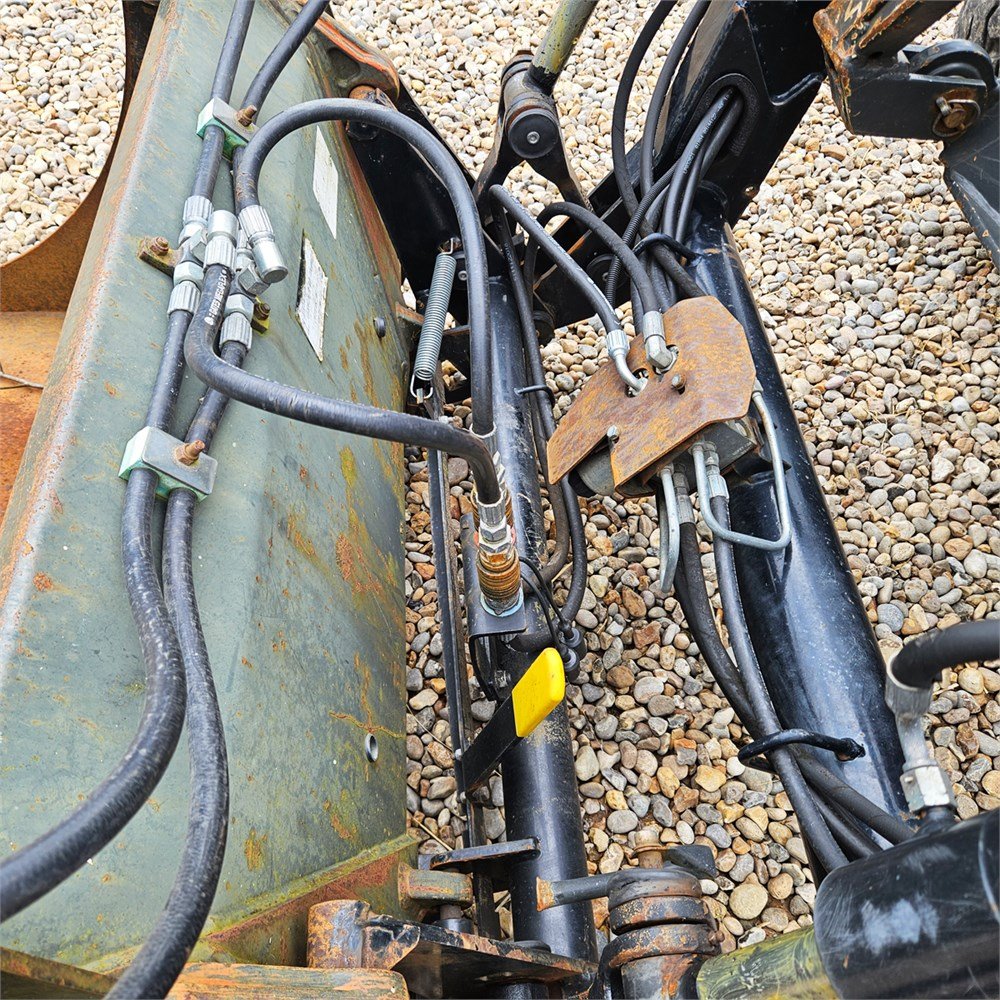 18e85de1-5e32-41be-bde0-98d665256960_largesize massey ferguson 3625 – 69 ch – 2013 – 3 448 h