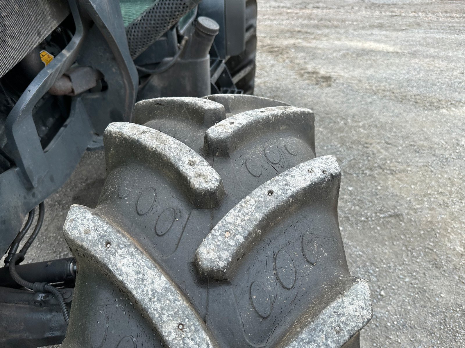 19eedeb1-2c23-42ad-9cad-739d2b90a3bf deutz fahr agroplus 410 dt 95 ch 1 698 h 2013