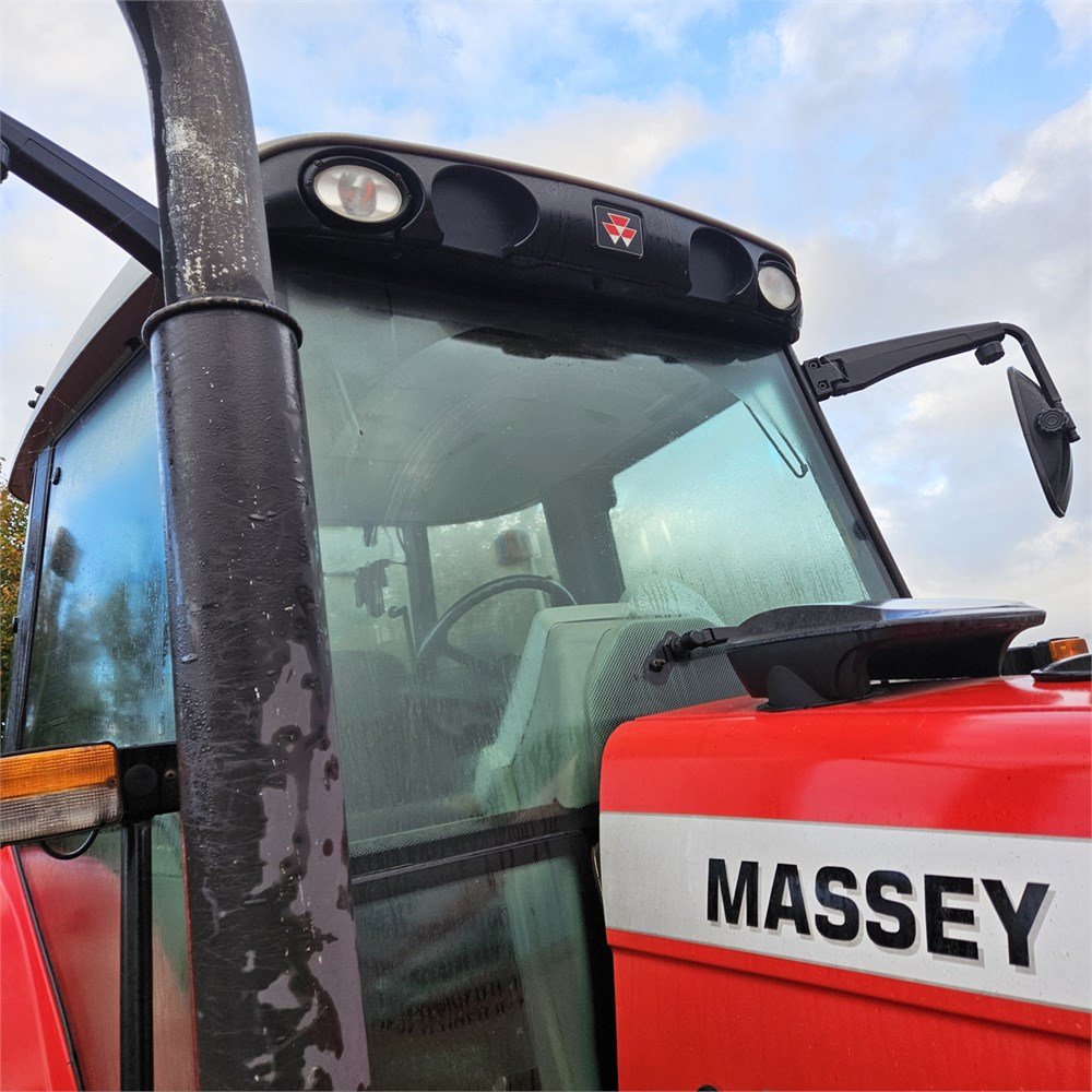 1c631bfe-1ae0-4e42-8b64-f72e7c7d9d84_largesize massey ferguson 5465 – 109 ch – 5 715 h – 2005