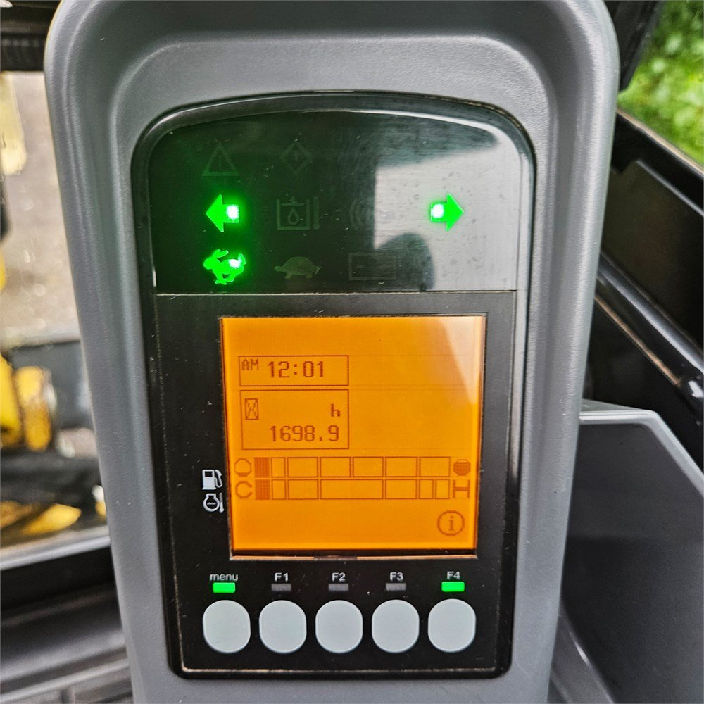 1cbe6b54-8257-4f58-8909-24c8e8e70cc8_largesize yanmar sv22 – 2t2 – 1 699 h – 2020