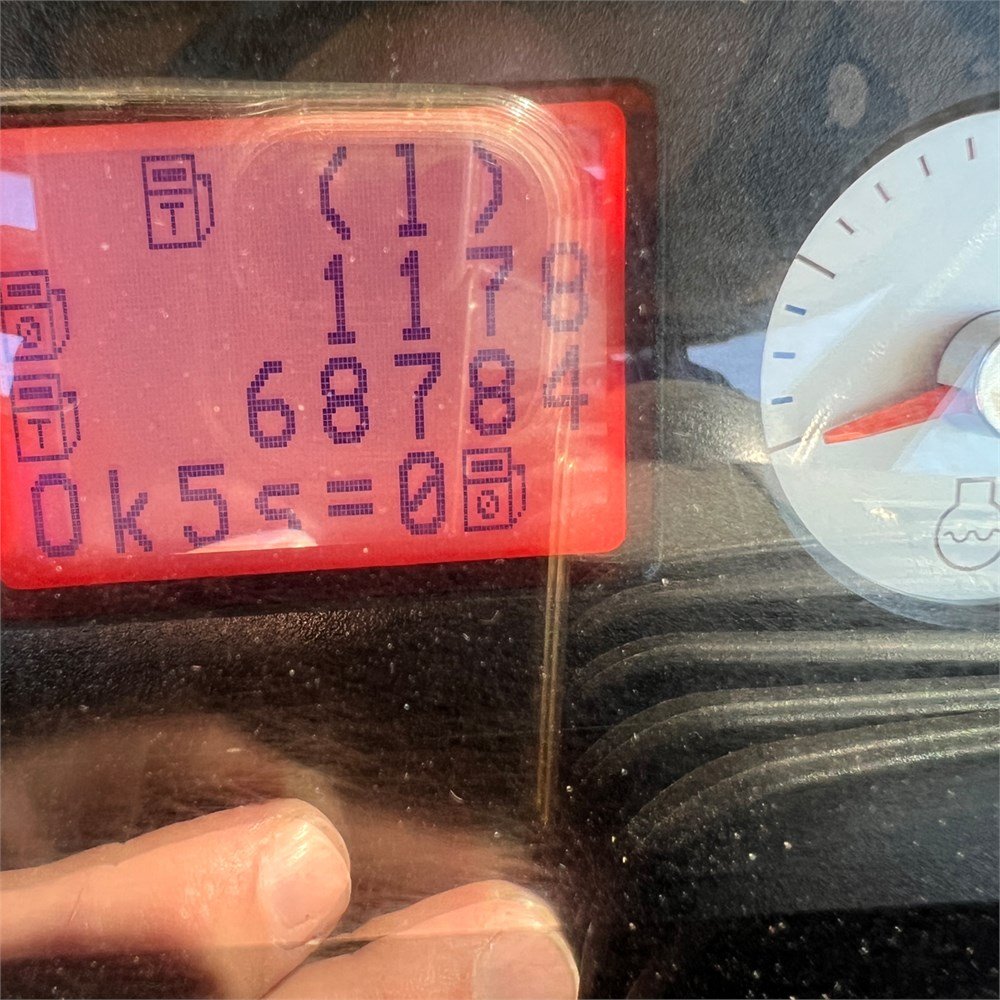 1ee41497-4c78-4e0e-ba87-ec0b7452640e_largesize massey ferguson 6480 – 147 ch – 2008 – 7 700 h