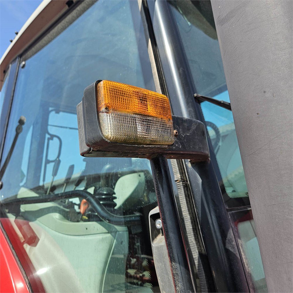 20c626e8-9ed3-4034-aad1-34c3f1f7dca9_largesize massey ferguson 6480 145 ch 8 574 h 2004