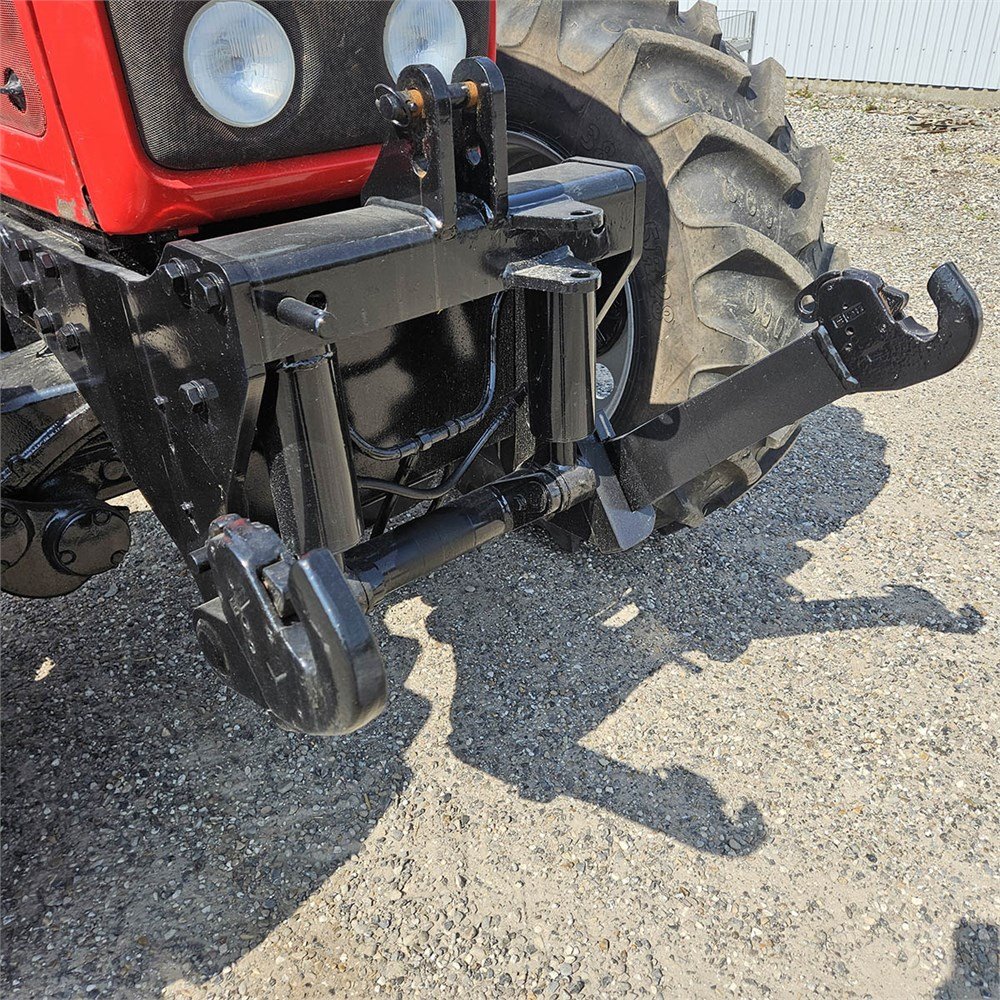 21135002-a27f-421e-a8f2-130769aeeebf_largesize massey ferguson 6480 145 ch 8 574 h 2004