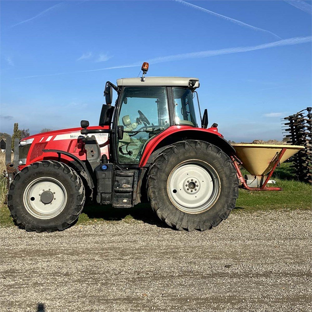 25093e72-d87e-4fff-9bae-a375049d7d56_largesize massey ferguson 6615 dyna 6 – 150 ch – 2014 – 5 390 h