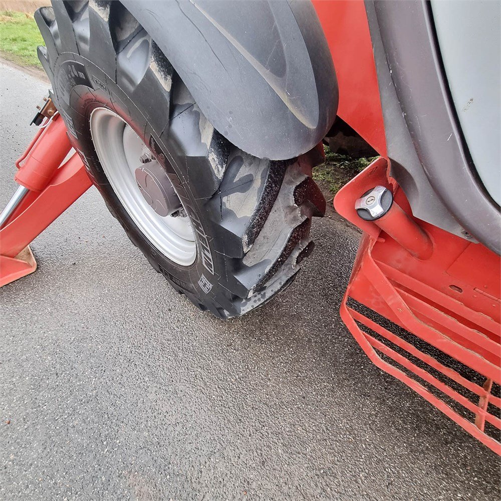 25dd51de-f89c-46ef-ace8-0c51a725f02a_largesize manitou mt 1840 privilège – 18 m – 4 546 h – 2008