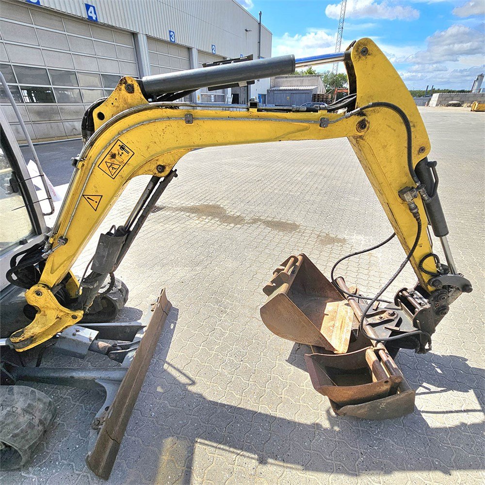 2fd20846-a00f-46e5-978c-2b7f42f0e4a4_largesize wacker neuson et18 2t 2 583 h 2016