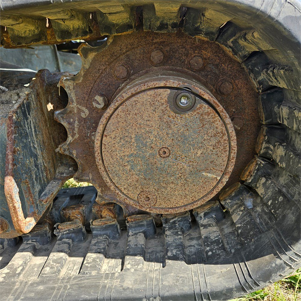 31651d99-97fa-4ff1-85e3-4402a8af1129_largesize komatsu pc55mr 3 – 5t5 – 4 810 h – 2011