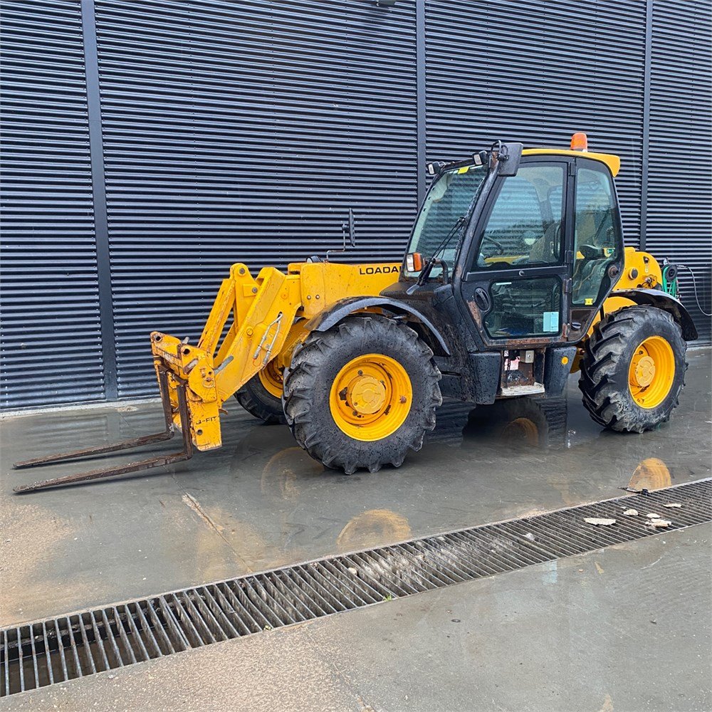 31a0f486-b234-404e-8c55-03bd670d6470_largesize jcb 531 70 – 7 m – 5 000 h – 2006