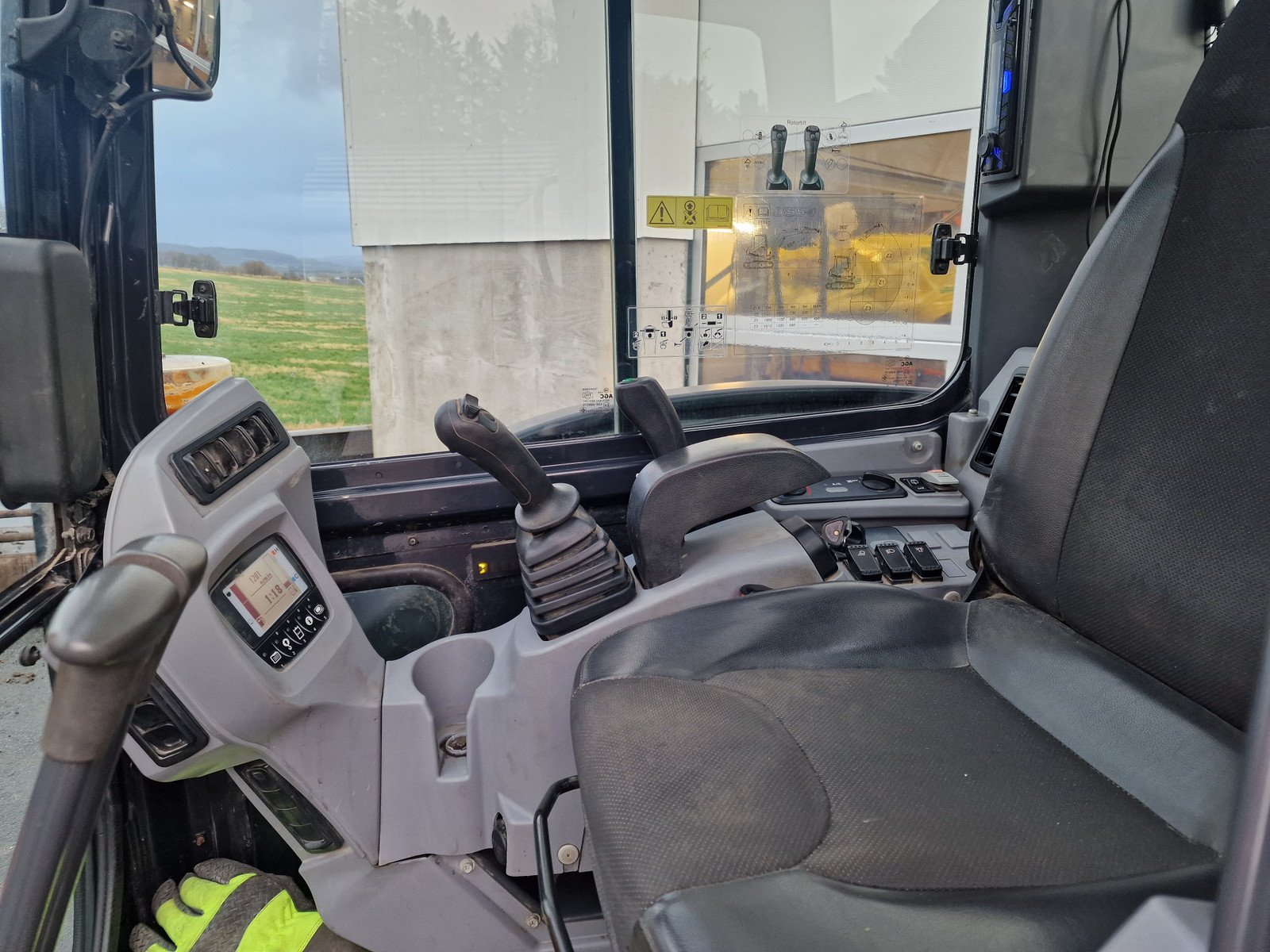 344_bff7ef4c-e501-4b3f-9728-ac6cb6721cbf kubota u55 4 5t5 2018 3 062 h