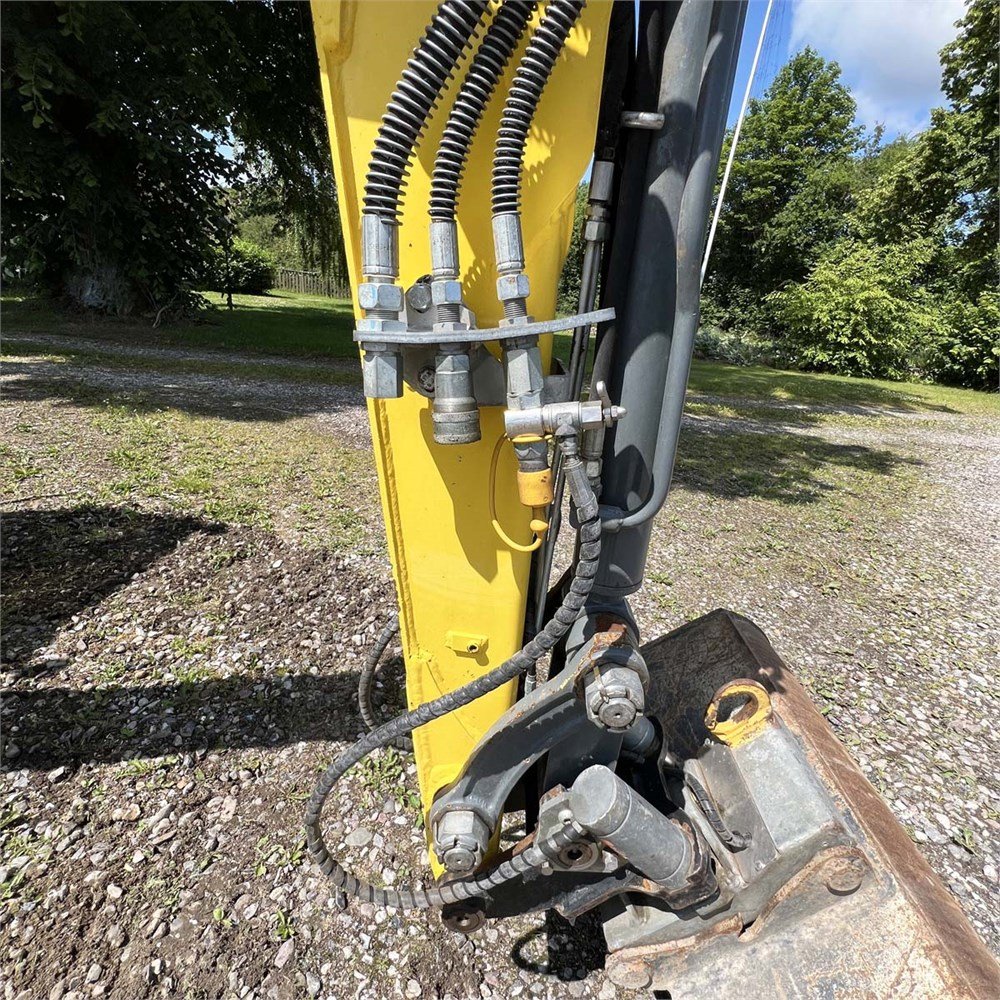 3a80603d-7870-4cb4-9b3f-9479f580a9df_largesize wacker neuson ez26 2t6 2 230 h 2020