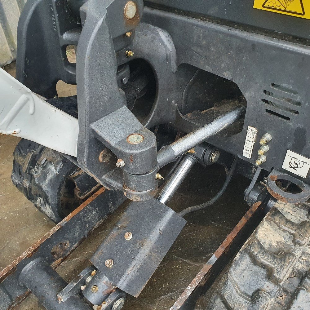 3b54e069-b793-450b-83d2-a36bbb28043d_largesize bobcat e 20 – 2t – 475 h – 2019