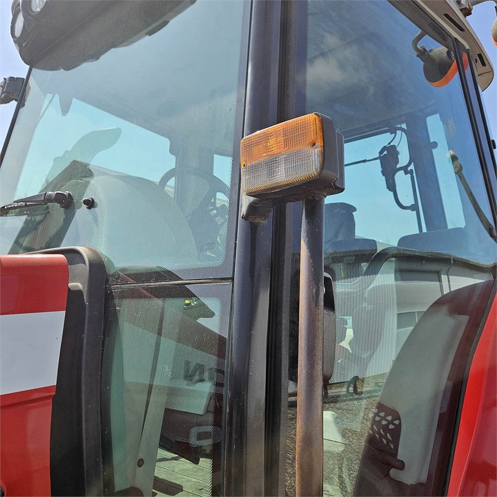 3ce2553c-6868-489d-8dd1-8830621c1624_largesize massey ferguson 6480 145 ch 8 574 h 2004