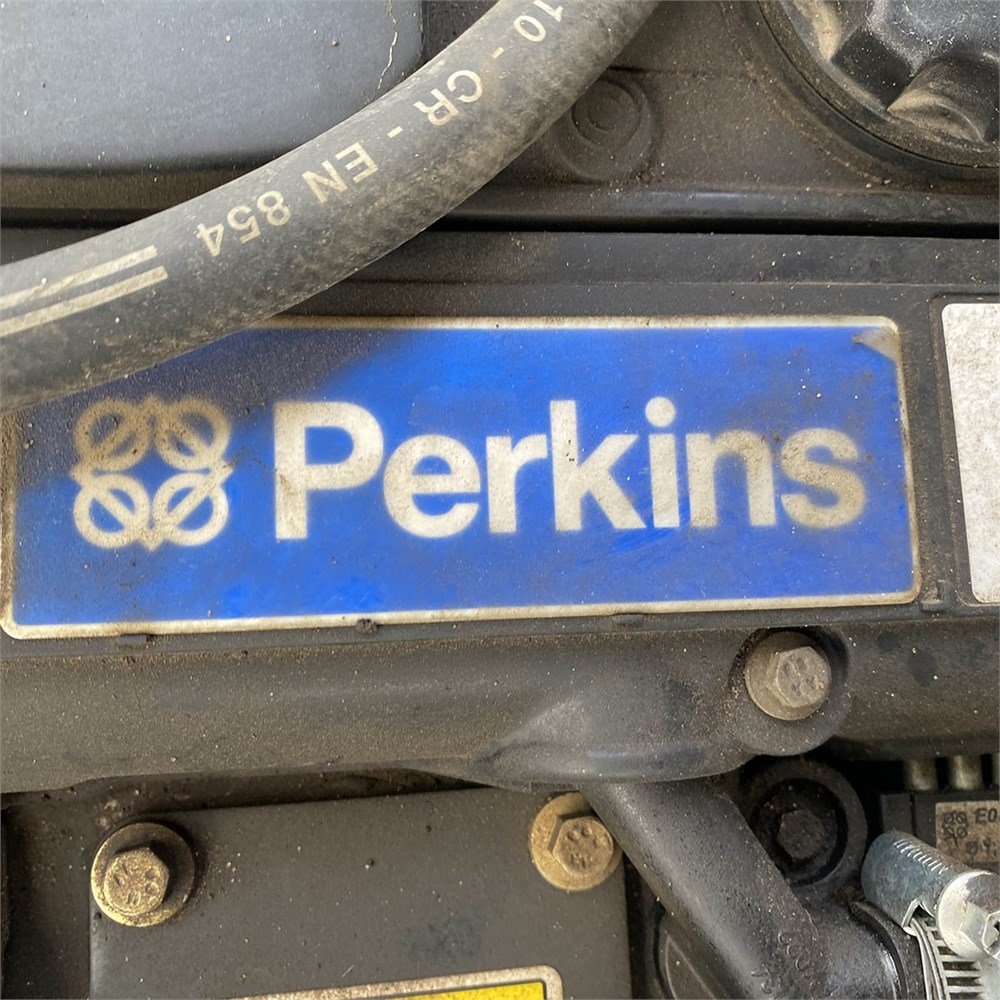 3dfe65a5-838e-47a0-9f5a-5fb81eb79d25_largesize bobcat t40170 17,4 m 1 687 h 2006