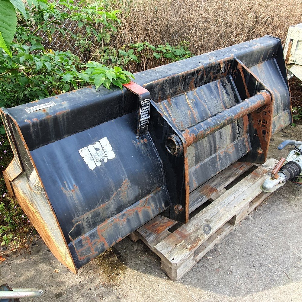 3ea39e53-476d-494f-9a40-c4420d240895_largesize manitou mt 1740 slt ultra – 17 m – 5 167 h – 2006