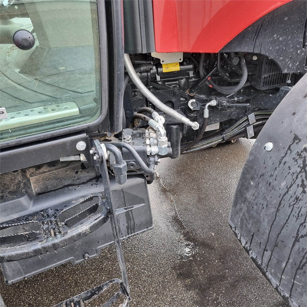 40a8435c-2c69-43d4-b6d3-6b5c5066e5ad_largesize case ih 85 c farmall 85 ch 2021 460h