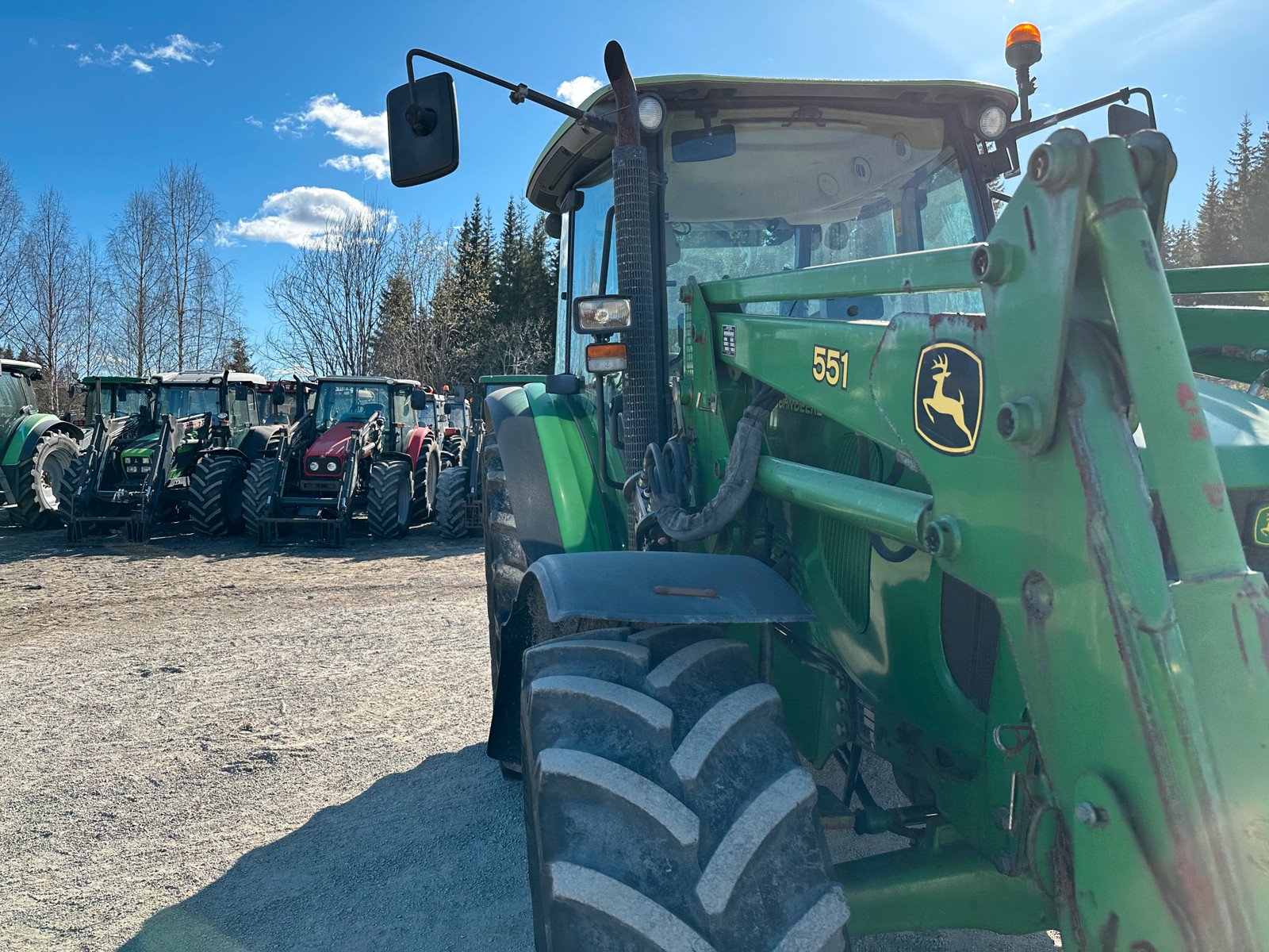 41c3d71d-866b-4f1e-9944-3b9bb3f9c67c john deere 5820 88 ch 5 384 h 2005