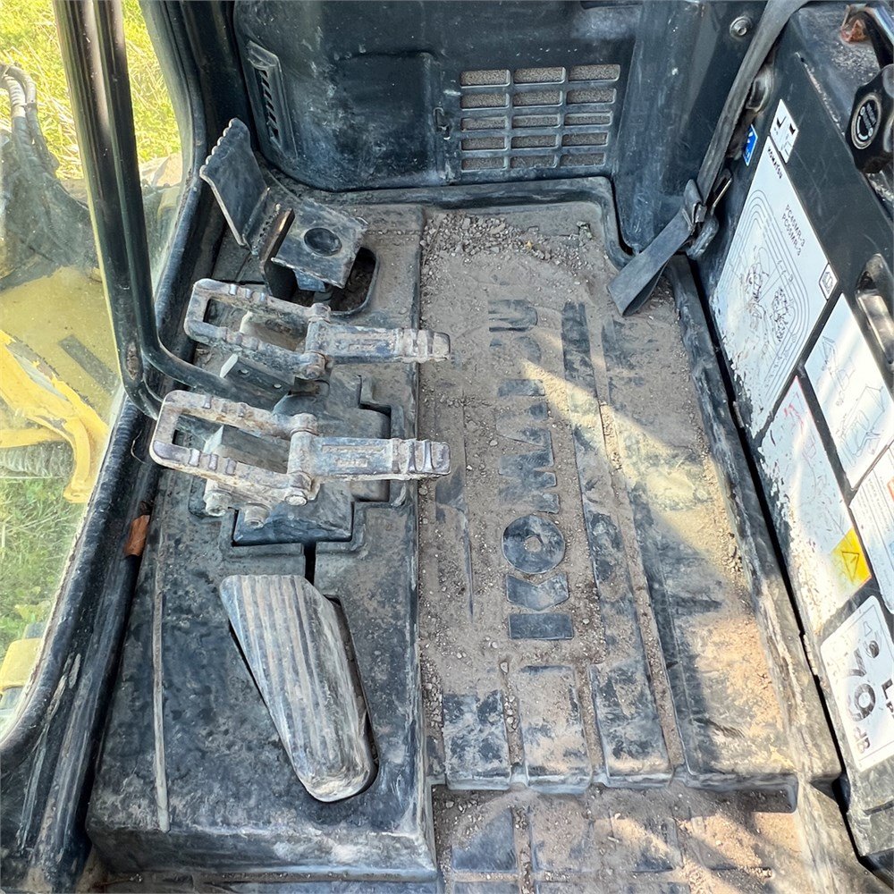 45b2858d-6fb4-4d33-9dae-37bba11cce99_largesize komatsu pc55mr 3 – 5t3 – 4 625 h – 2012