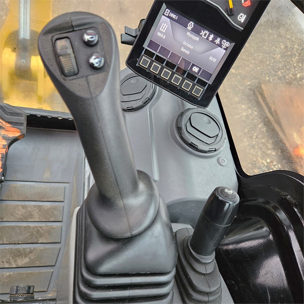 46054036-3323-44bc-8b4e-5e2d449a8fe0_largesize caterpillar 301.6 – 2t – 2 895 h – 2019