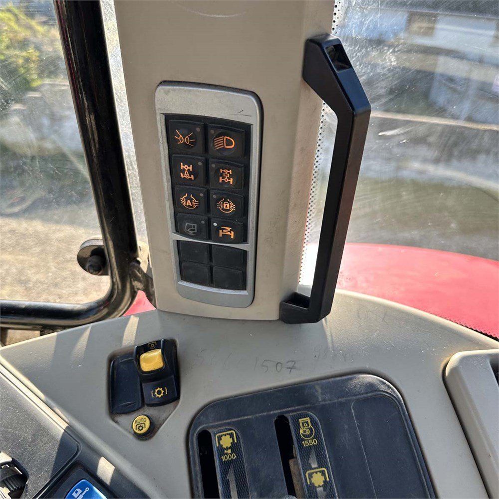 4d432d6d-7fd1-40e5-b138-f1d69f278fb6_largesize massey ferguson 6615 dyna 6 – 150 ch – 2014 – 5 390 h