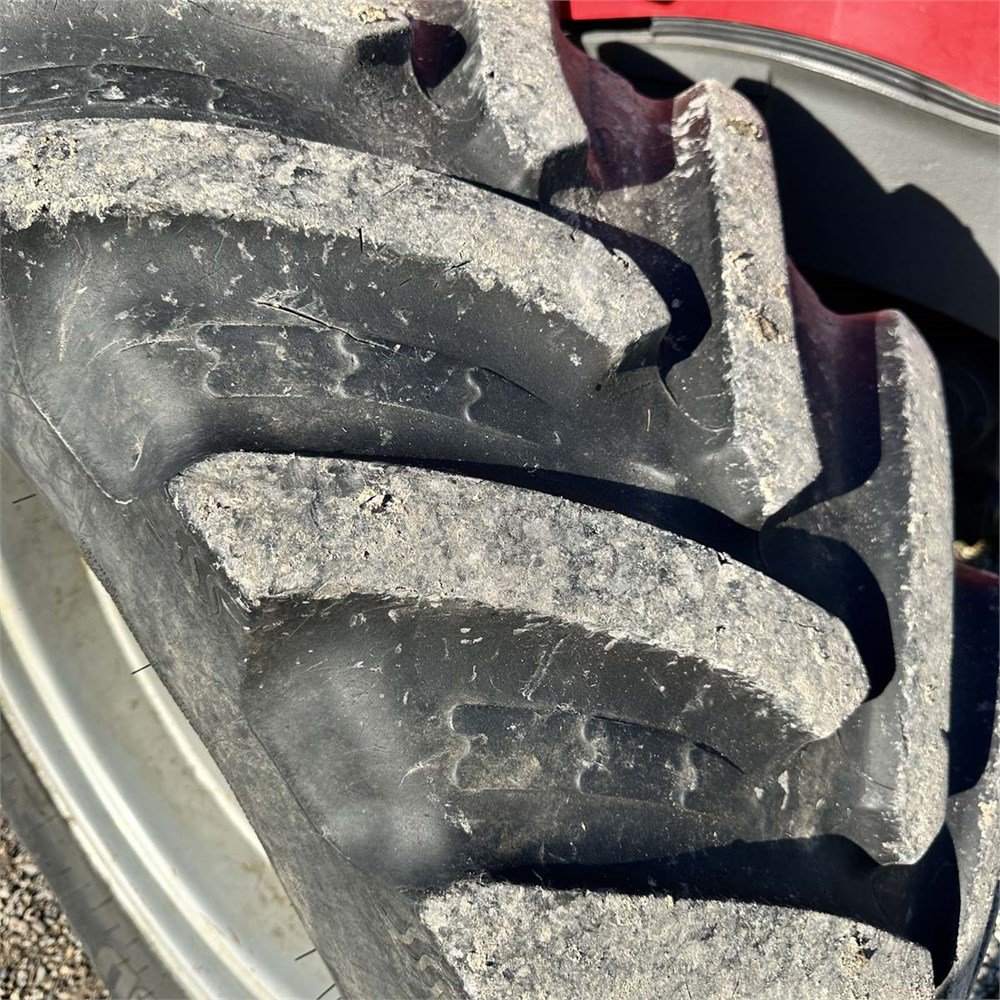 4ef7908d-fce6-45c8-9658-07a6ce46c202_largesize massey ferguson 6615 dyna 6 – 150 ch – 2014 – 5 390 h