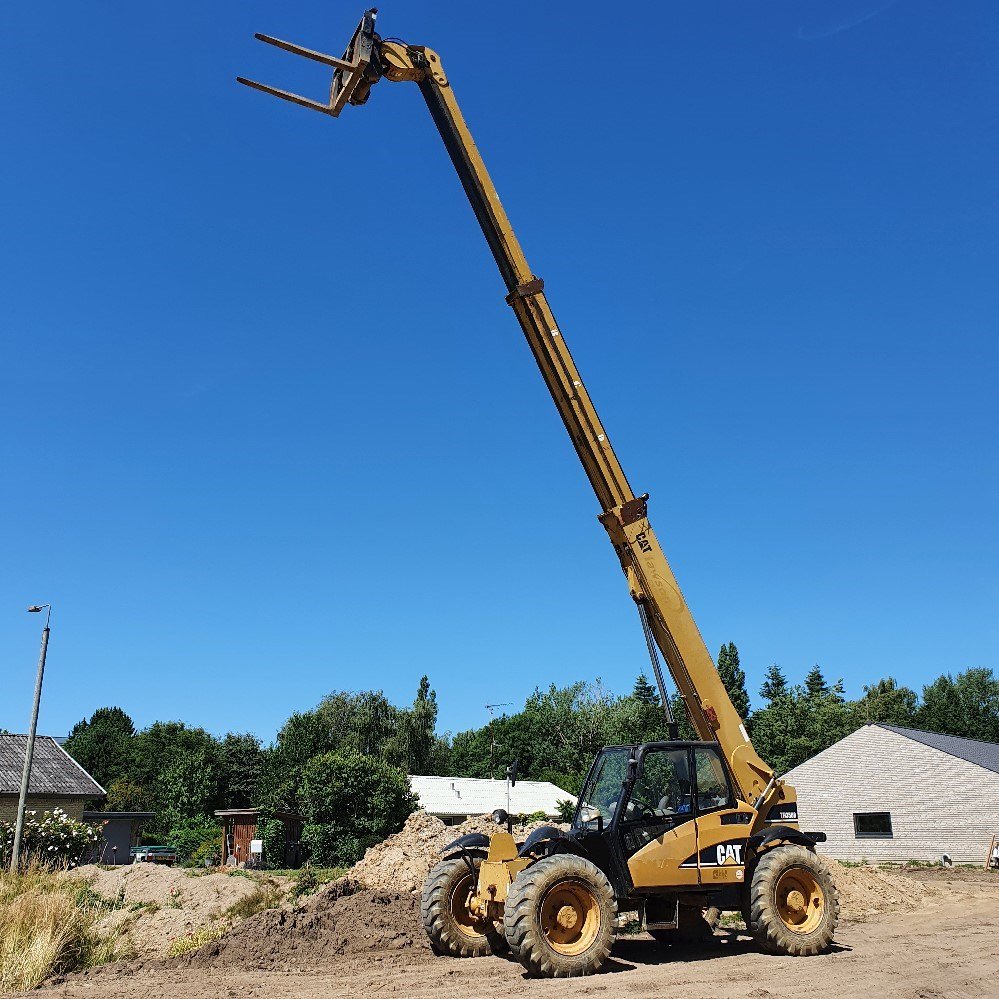 4f20f841-5333-4832-86ab-05b14e138223_largesize caterpillar th350b – 11 m – 3 450 h – 2004