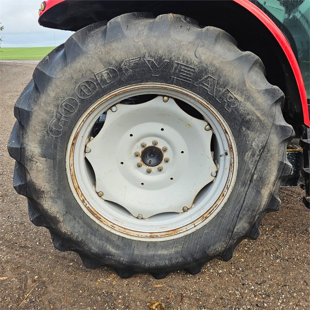 53d59540-a126-4e44-a1a8-d9a2a41d4fc1_largesize massey ferguson 5465 – 109 ch – 5 715 h – 2005