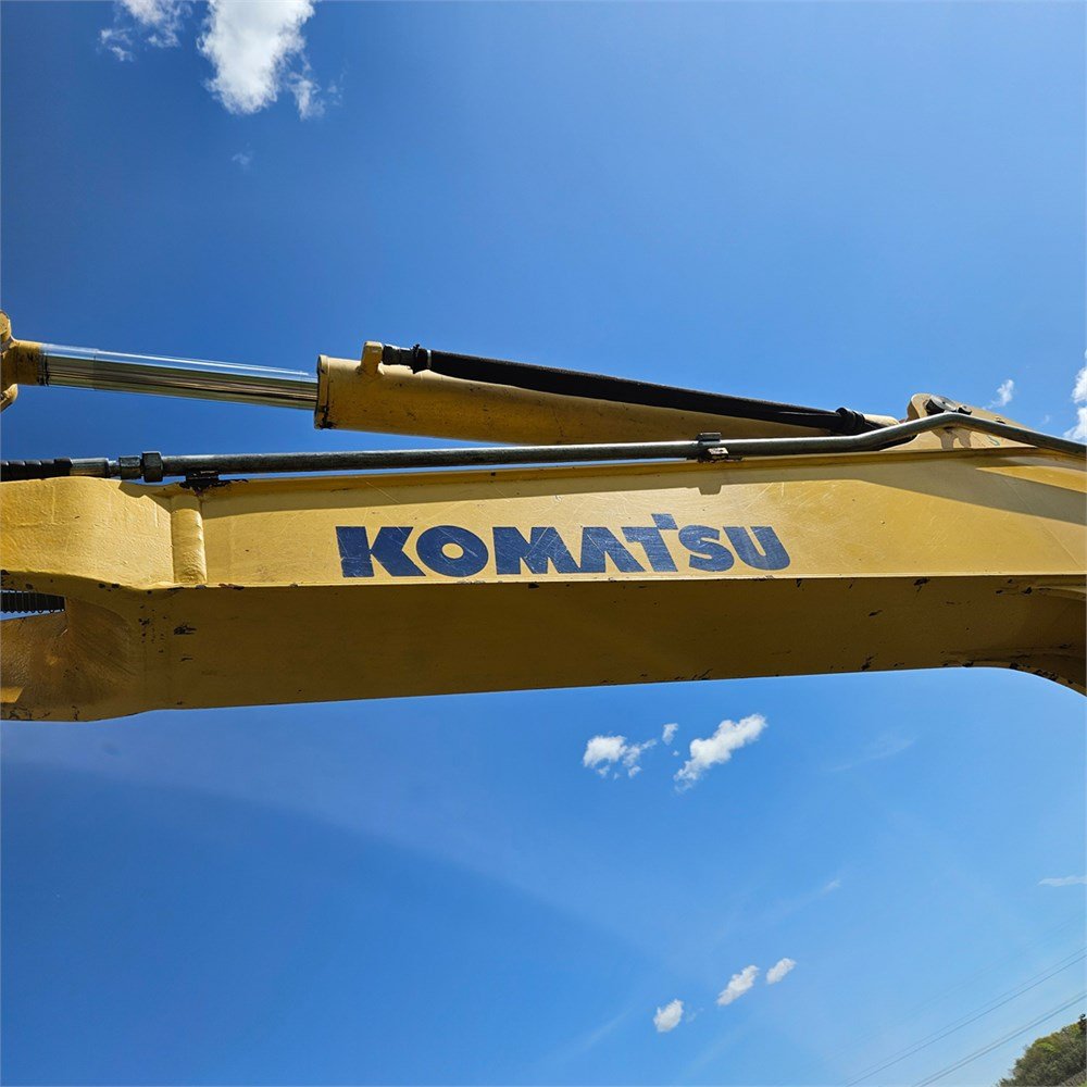 57f16cfa-dffa-4e2a-a19e-5e7408eb93e3_largesize komatsu pc55mr 3 – 5t5 – 4 810 h – 2011