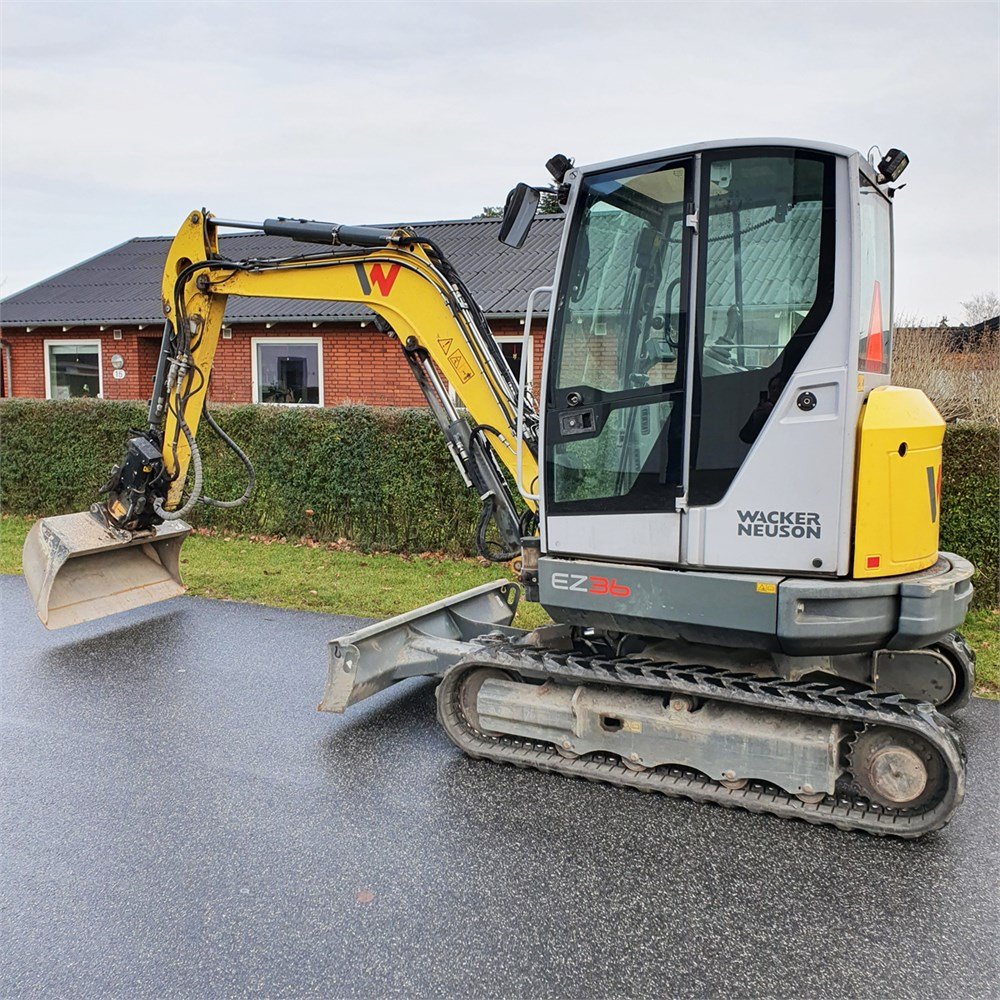 585e97f1-9fec-4ed6-a318-ef9b14512a14_largesize wacker neuson ez36 – 3t8 – 2 650 h – 2019