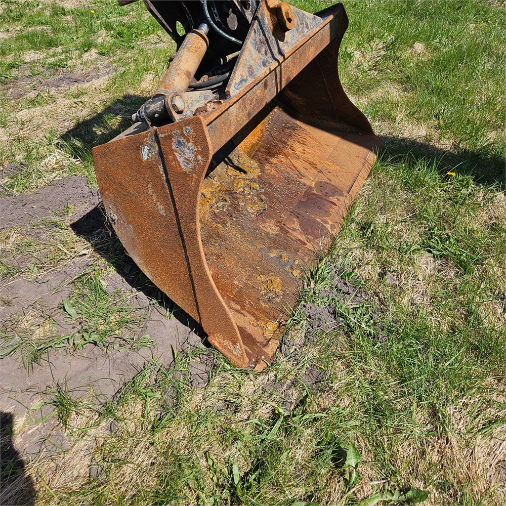 5e17a6a6-d033-4165-9e3e-008270bc0bf5_largesize komatsu pc55mr 3 – 5t5 – 4 810 h – 2011