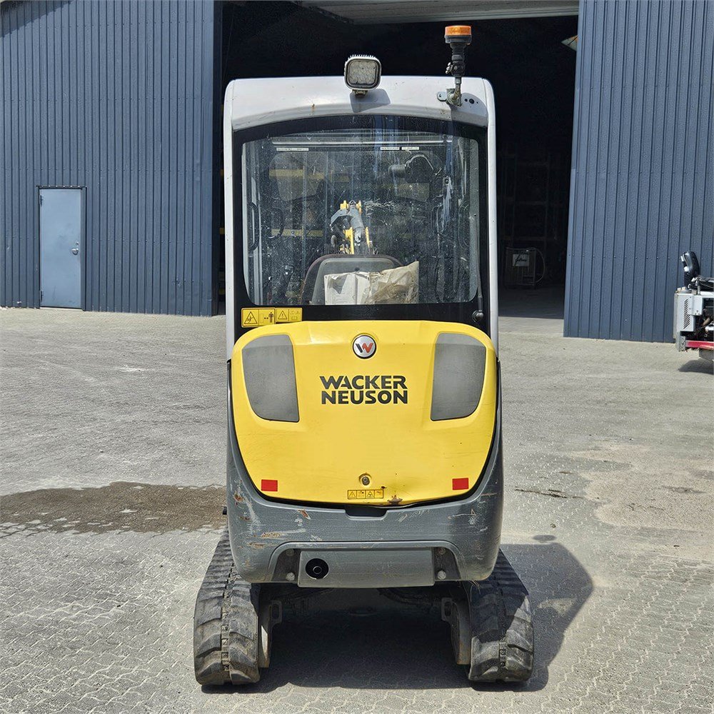 62c2e6c6-1f45-4ce5-a624-d702da9dbfef_largesize wacker neuson et18 2t 2 583 h 2016