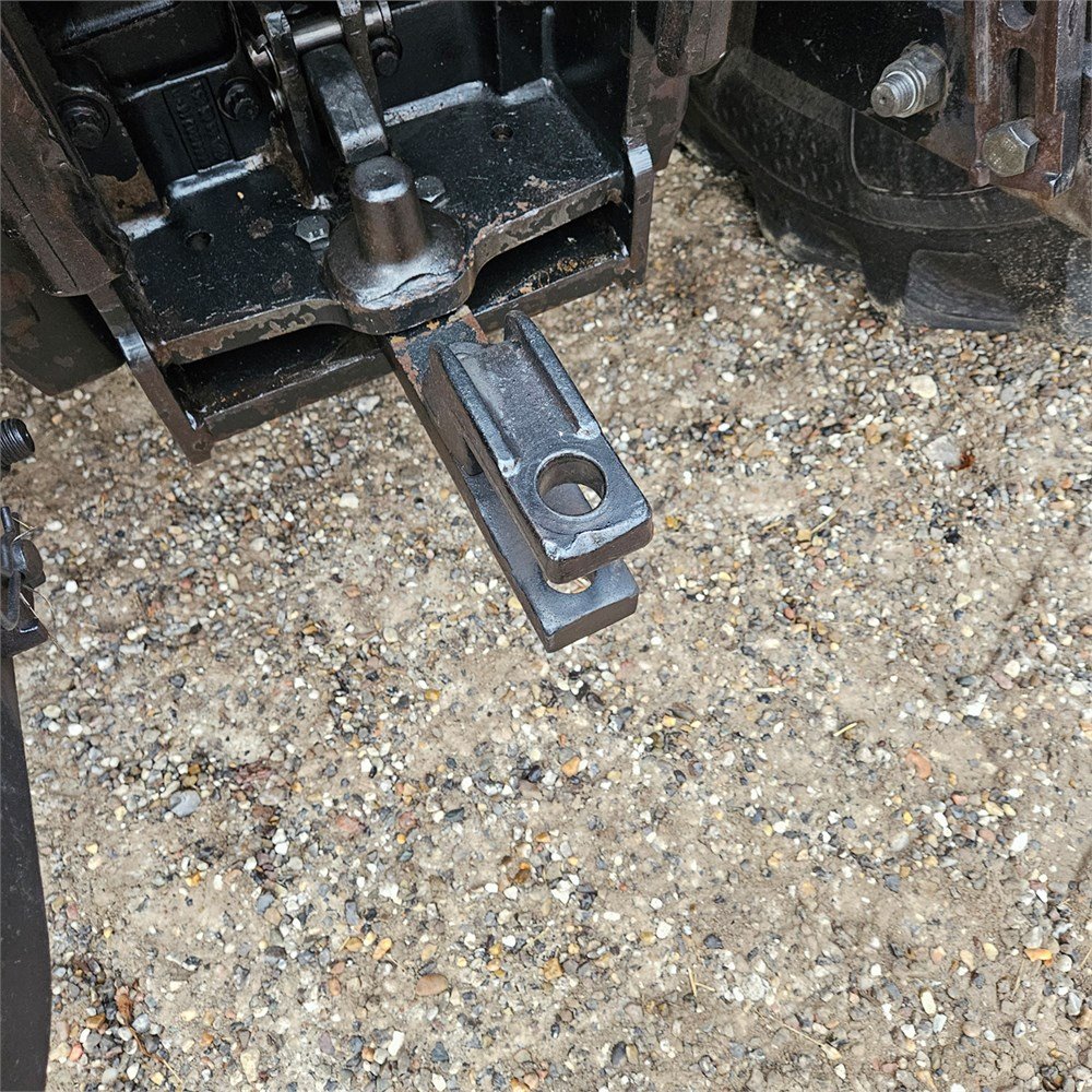 631ca750-b668-4b2f-8aac-5deacf5cad29_largesize massey ferguson 6465 dyna 6 – 120 ch – 8 053 h – 2006