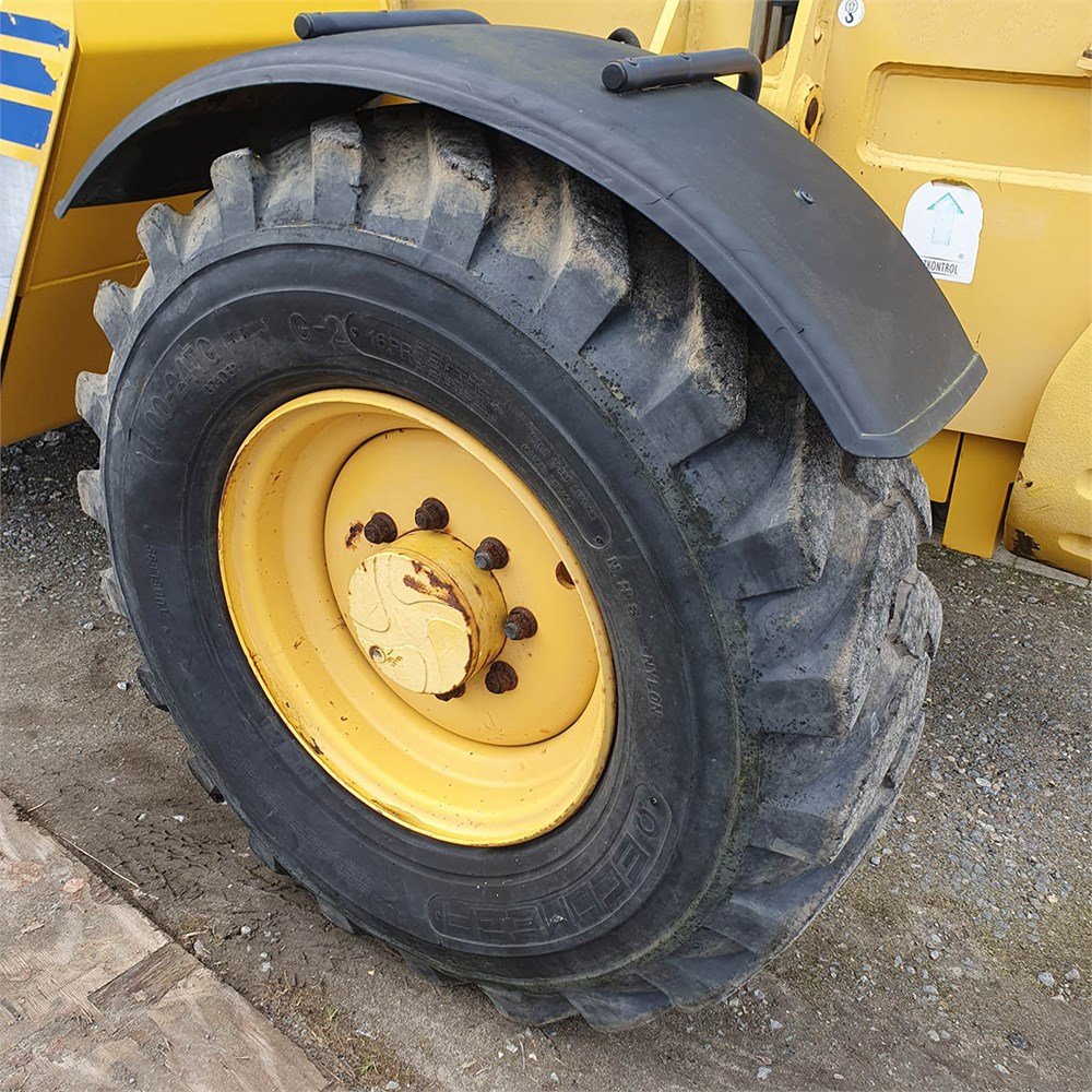 67375d46-b2ea-452d-ba55-9c349ab33f46_largesize komatsu wh 716 – 16 m – 2 250 h – 2005