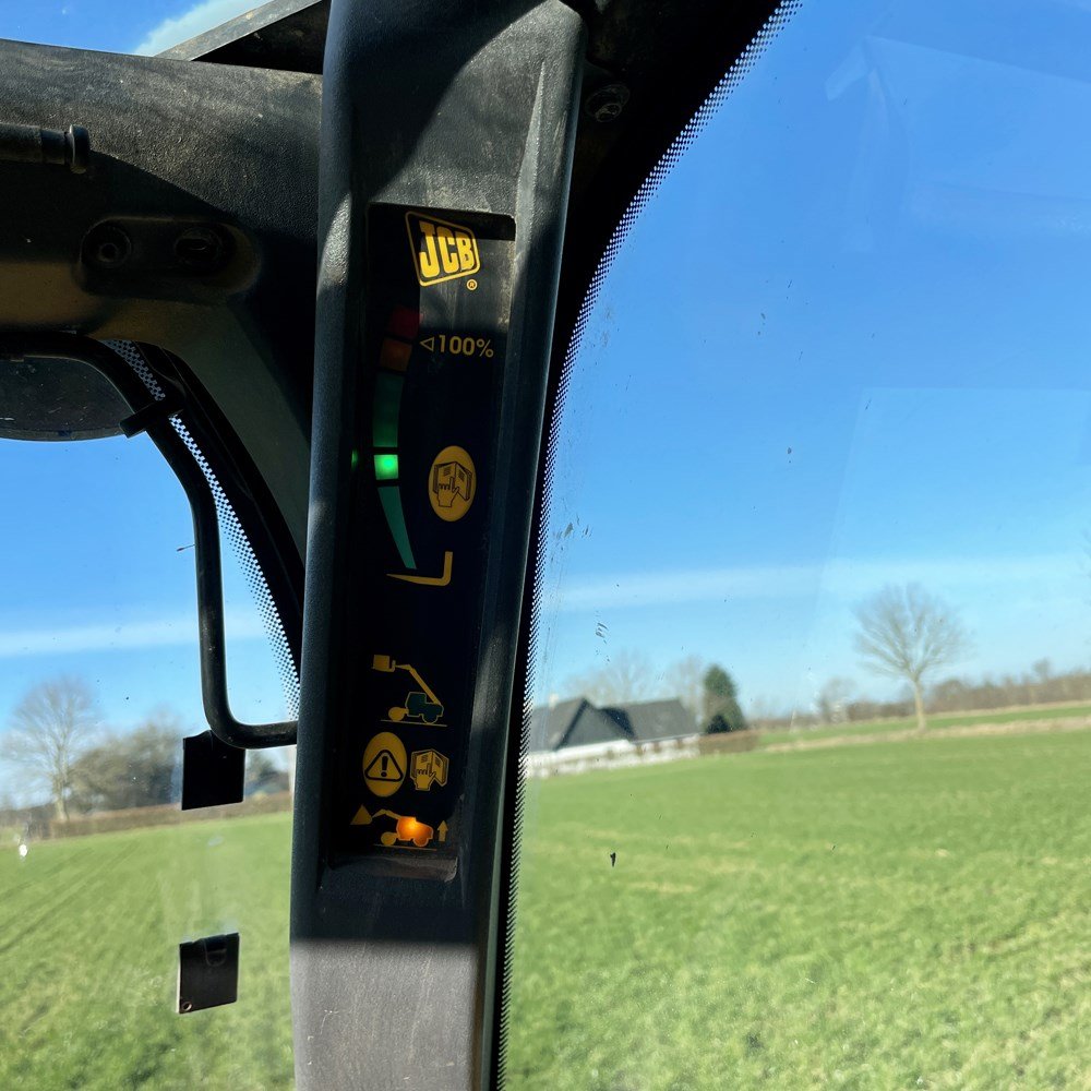 68bb843e-a54c-40e2-9a7e-2155eb1bf55b_largesize jcb 531 70 – 7 m – 2 179 h – 2010