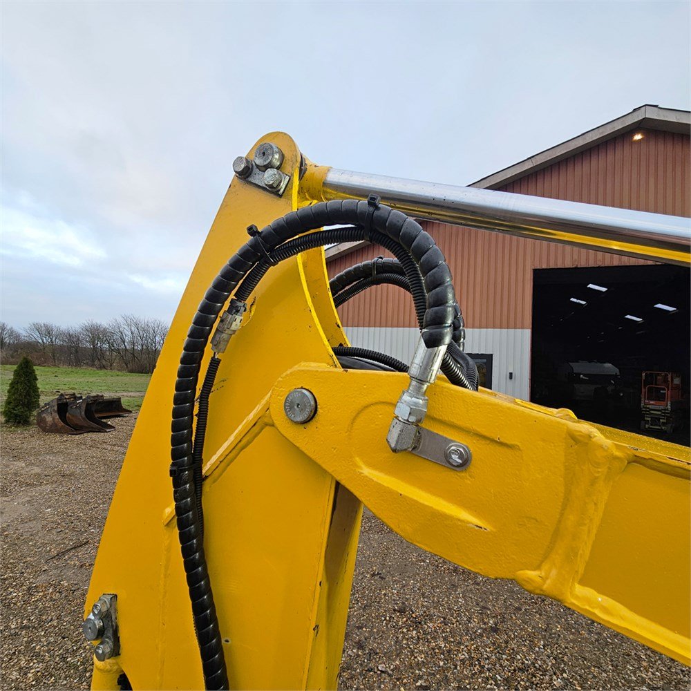 691d68ca-fc28-4cb3-bf39-21652c27c9f8_largesize komatsu pc20r 5 2t 1 169 h 2022