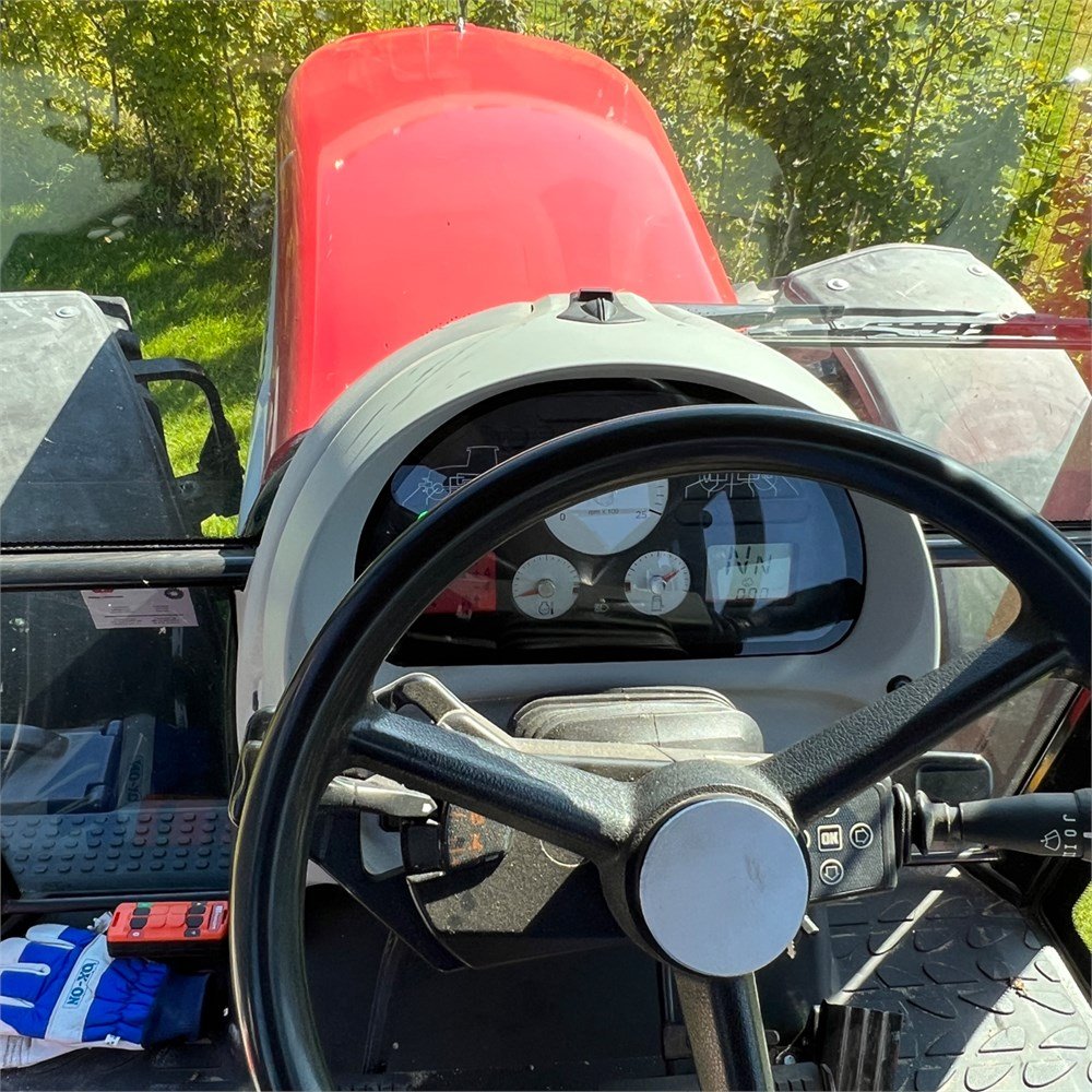 69afd0a6-70db-44f4-b144-8d2402ce6ca0_largesize massey ferguson 6480 – 147 ch – 2008 – 7 700 h