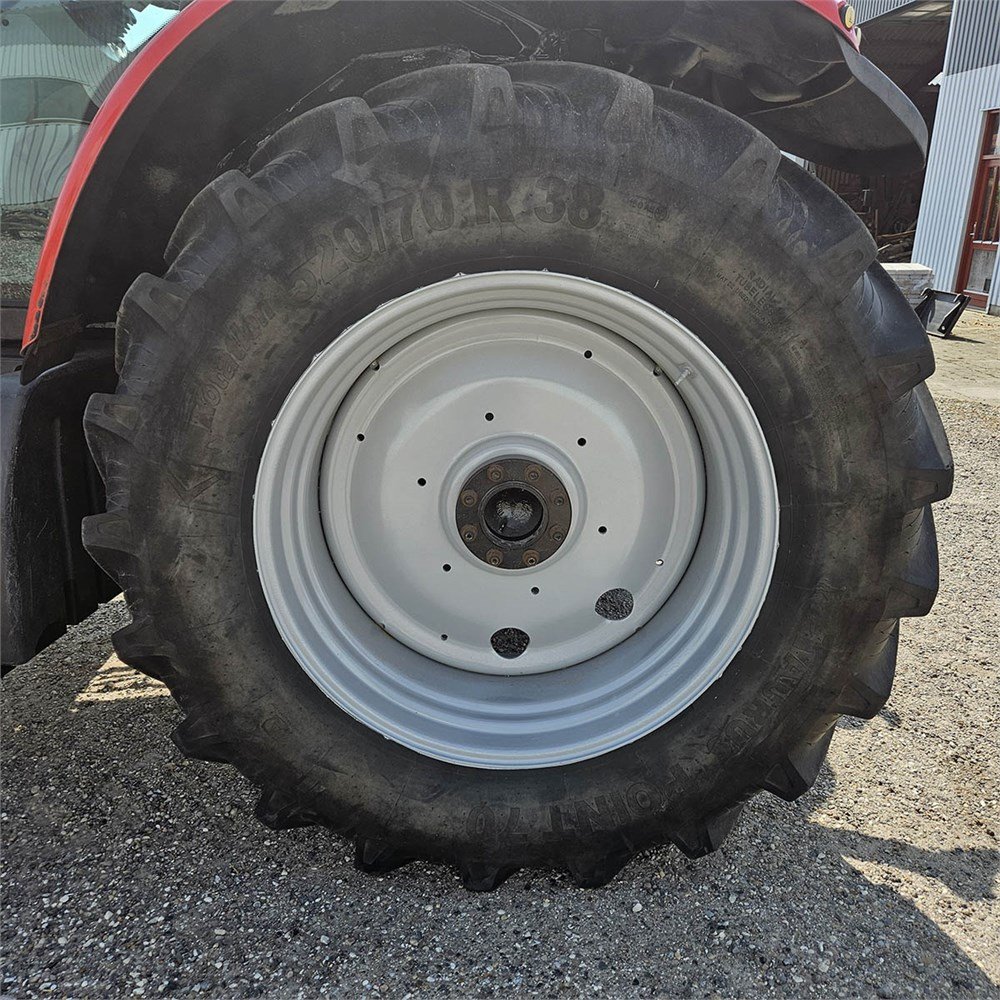 6b5b89f7-c786-49db-bd18-9f0be2a386c1_largesize massey ferguson 6480 145 ch 8 574 h 2004