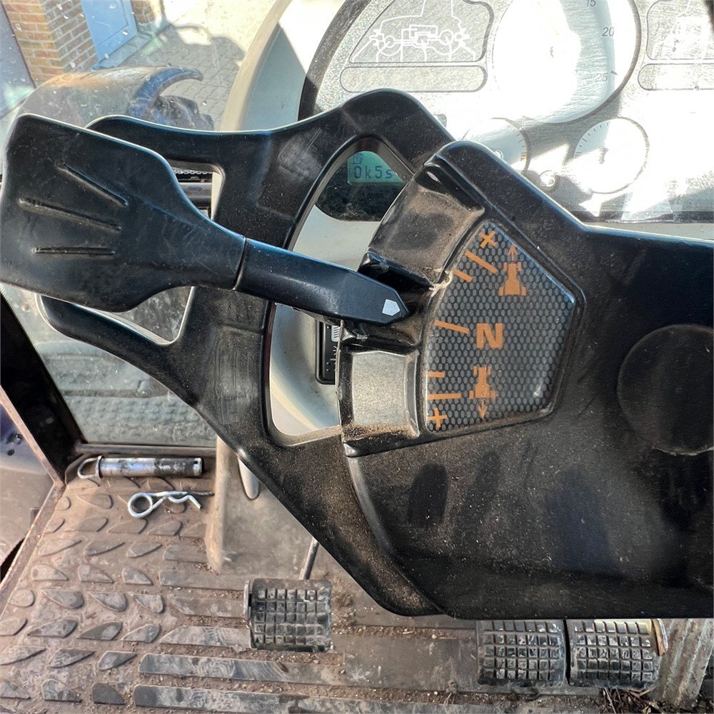 6c615477-aabf-41c5-b2f7-0de5f8ebcd47_largesize massey ferguson 6480 dyna 6 – 145 ch – 2007 – 3 678 h